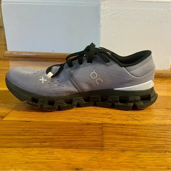 EUC On Running Cloud X4 Training Shoes in Purple and Black, Women’s Size 7.5 - Picture 3 of 10